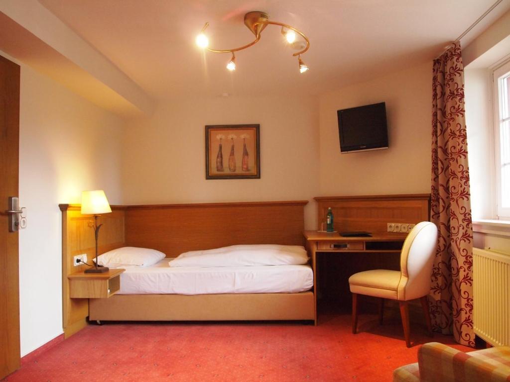Landgasthof Hotel Hess Neuenstein  Room photo